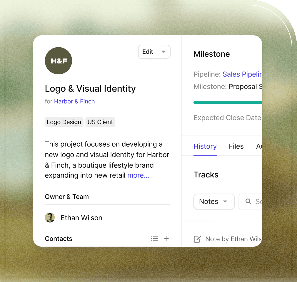 Encontre todos os seus detalhes de contato em um layout limpo e claro com o Capsule CRM para pequenas empresas.